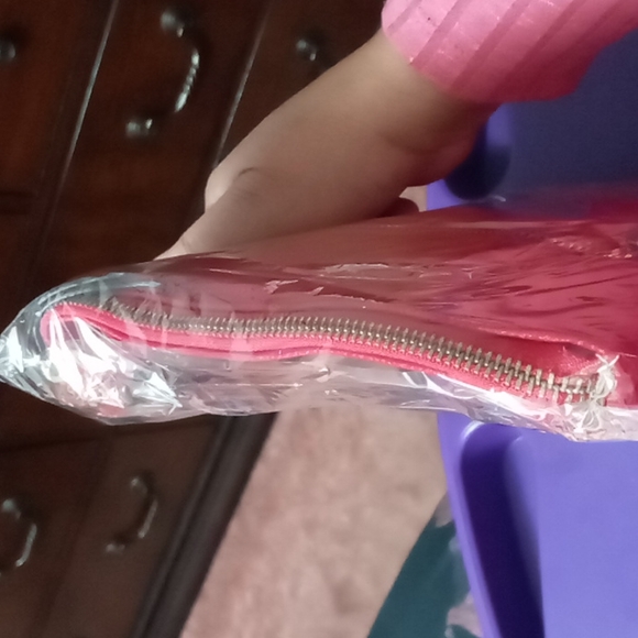 Charming Charlie Crossbody Bag - Picture 14 of 16